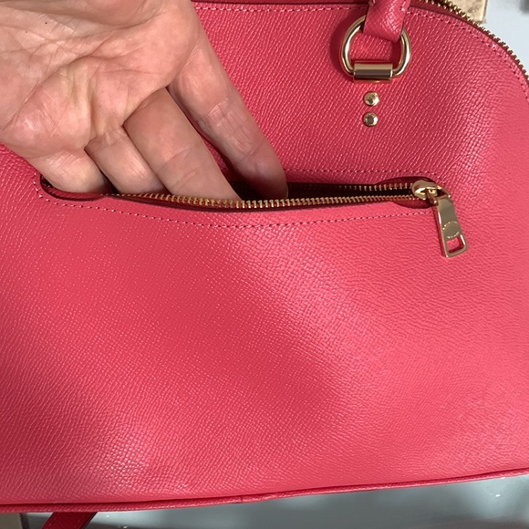 Coach - Picture 5 of 9